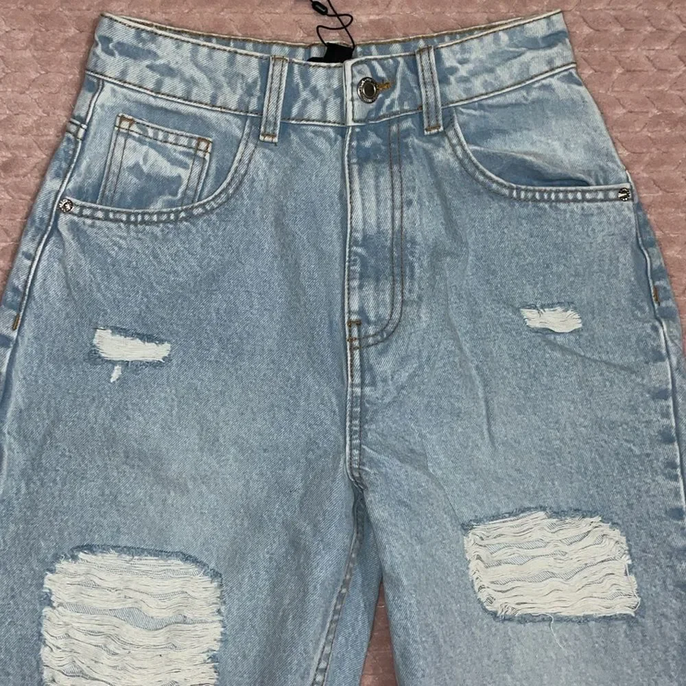 Pretty Little Thing Light Blue Distressed Mom Jeans - Picture 2 of 4